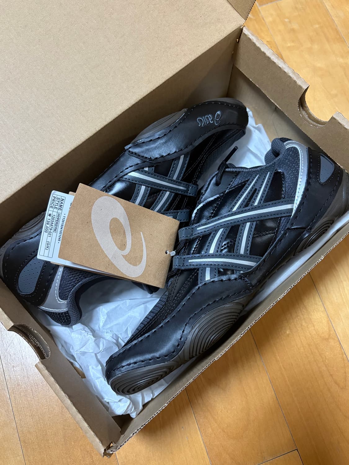 245)아식스 하이퍼싱크 그래파이트 그레이 블랙 상품이미지2