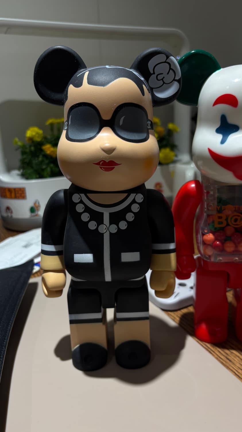 베어브릭 400%  신품급  상품이미지1