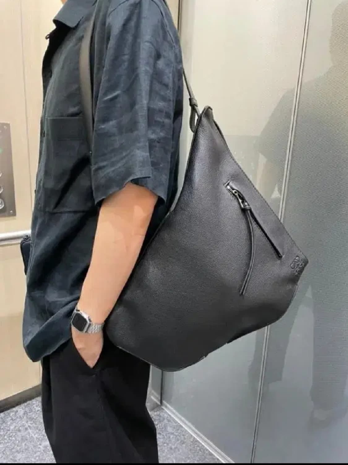 로에베 안톤 백팩 상품이미지1