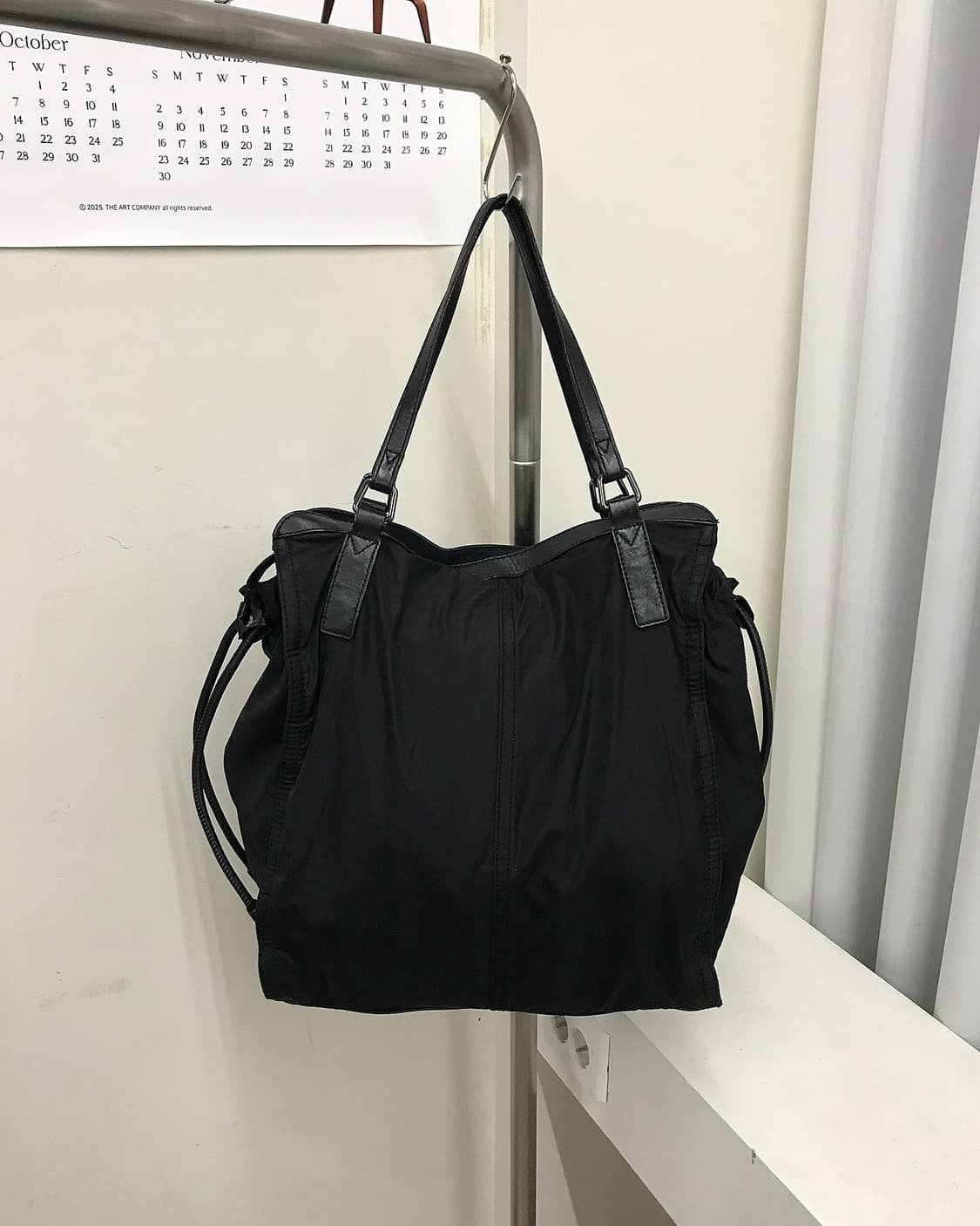 버버리 은장 로고 포코노 쇼퍼백 상품이미지2