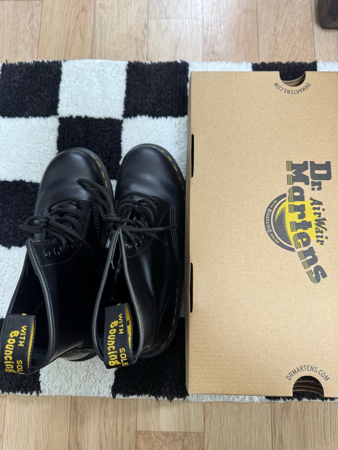 닥터마틴 8홀 uk7 size 상품이미지3