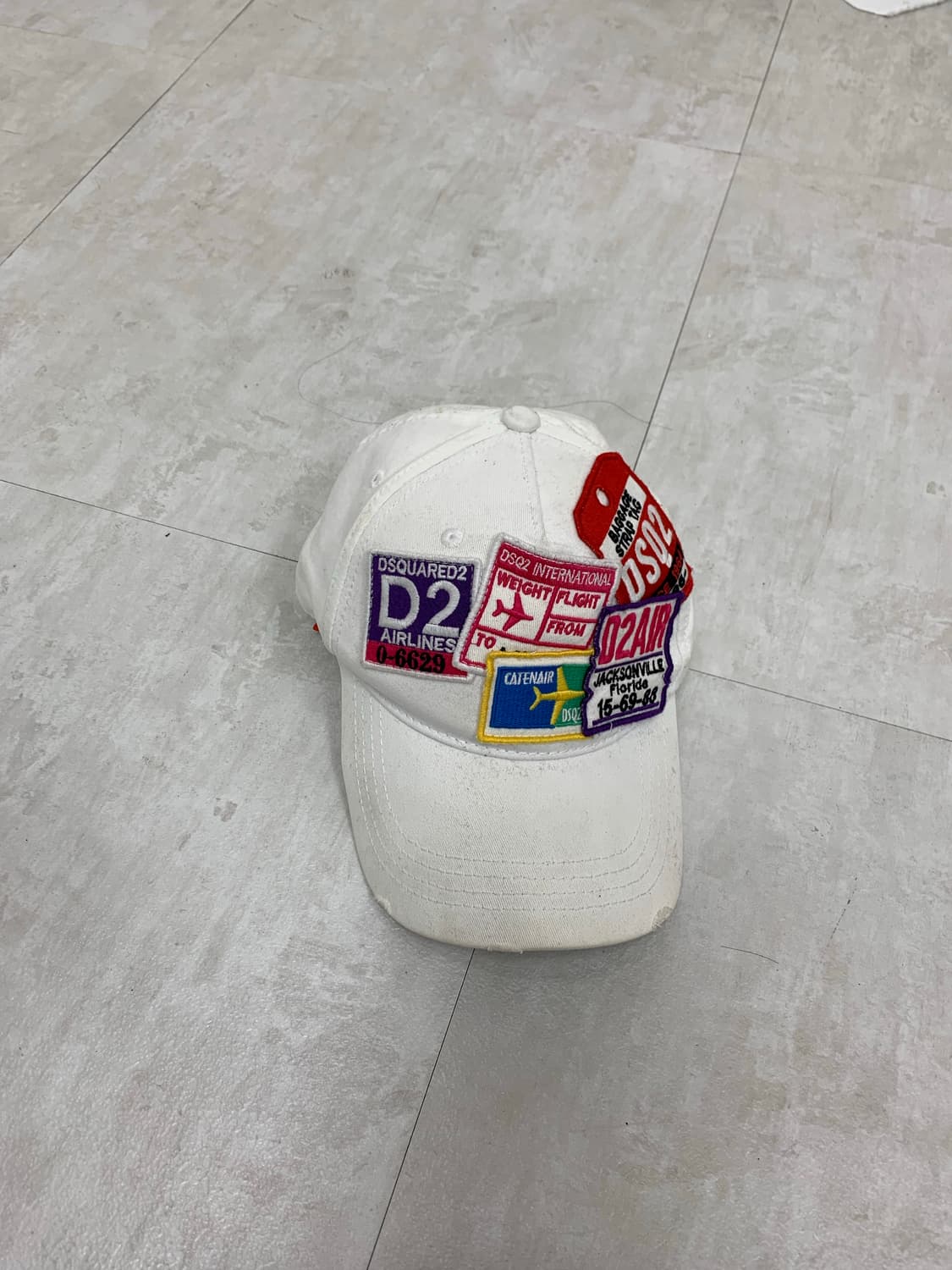 Dsquared2 화이트 스티치 캡 상품이미지1