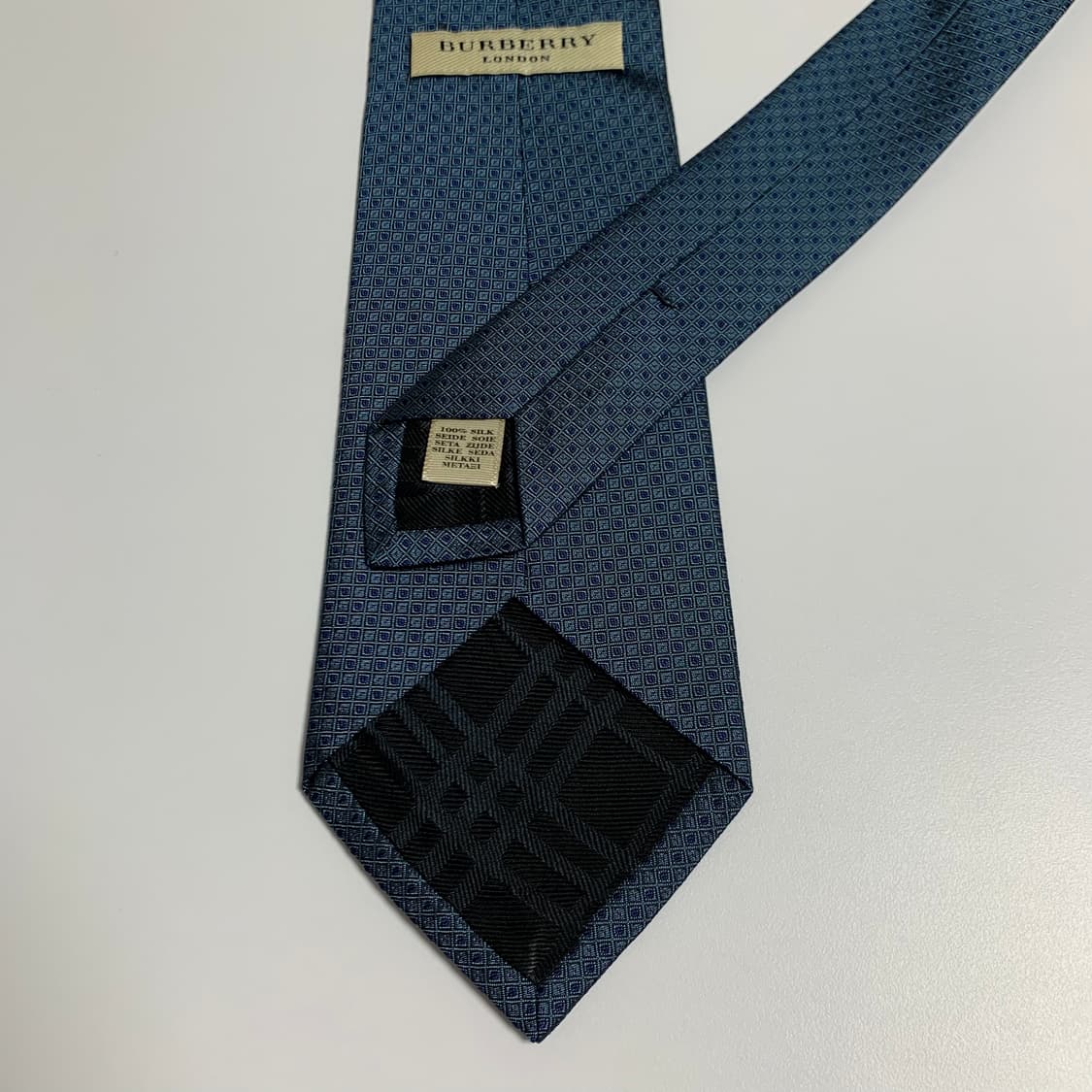 버버리(BURBERRY) 신형라벨 명품넥타이 100실크 A+등급 상품이미지6