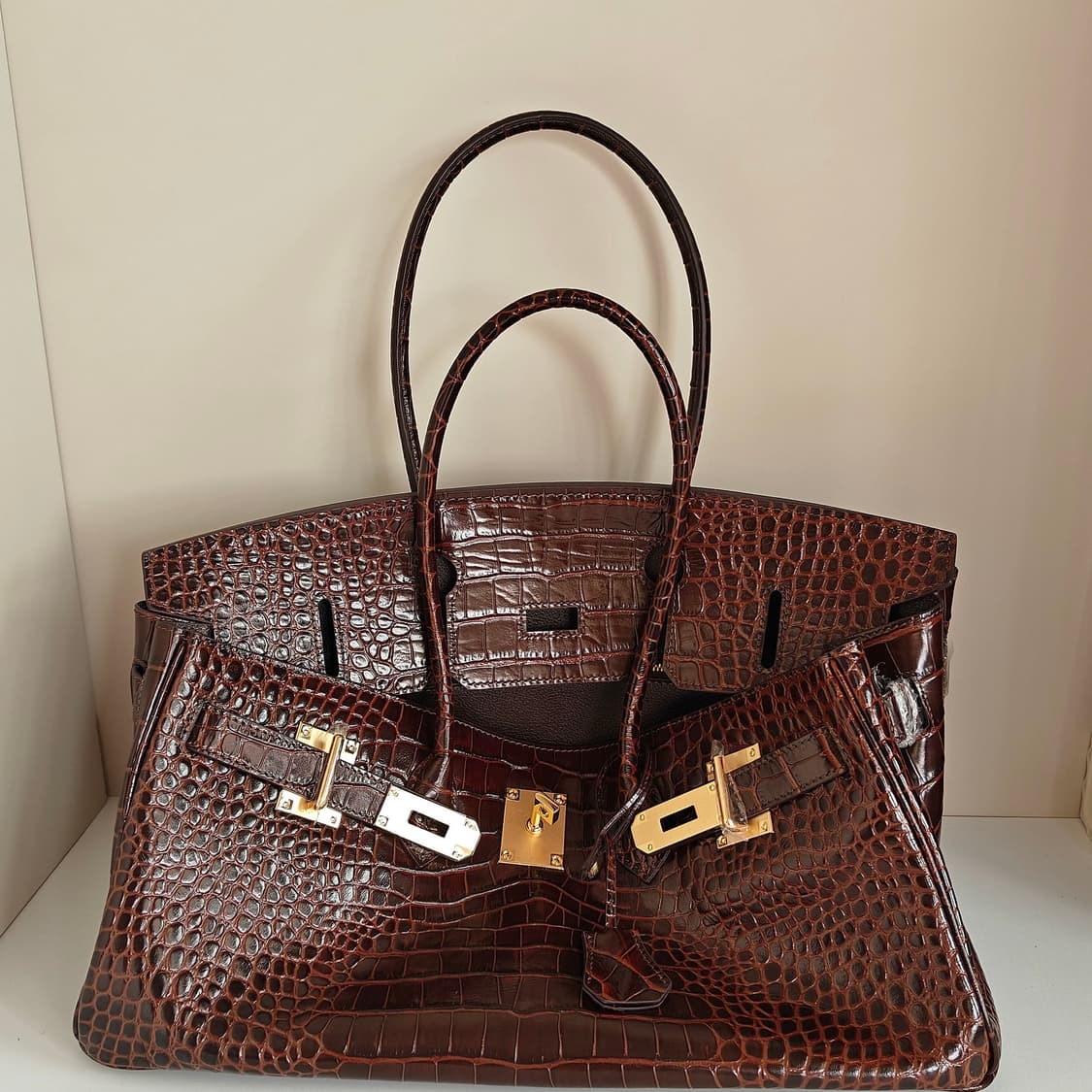 악어무늬 숄더버킨백 상품이미지3