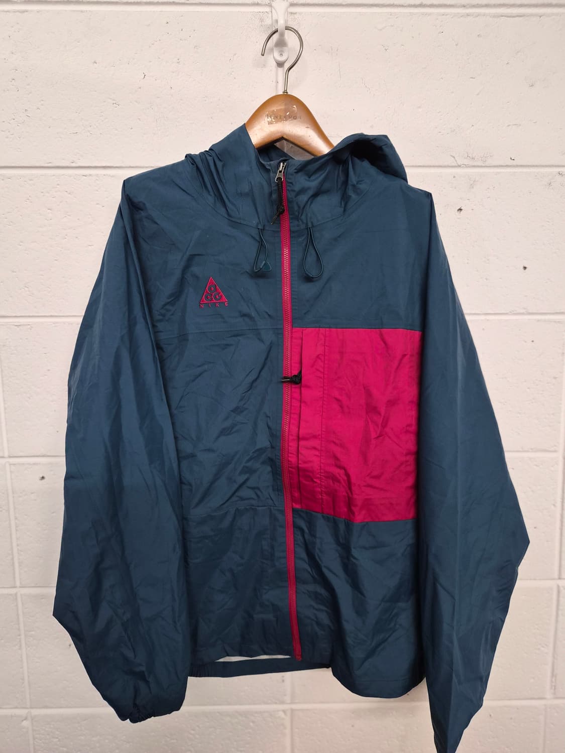 해외 S) 나이키 ACG 패커블 바람막이 팝니다 상품이미지1