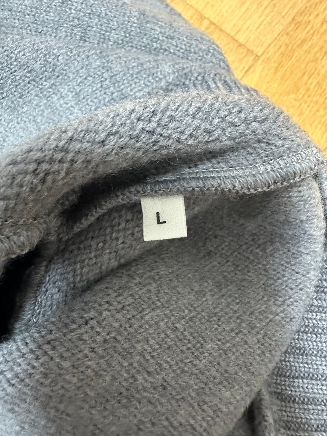 아미(Ami) 브이넥 니트 조끼 상품이미지3