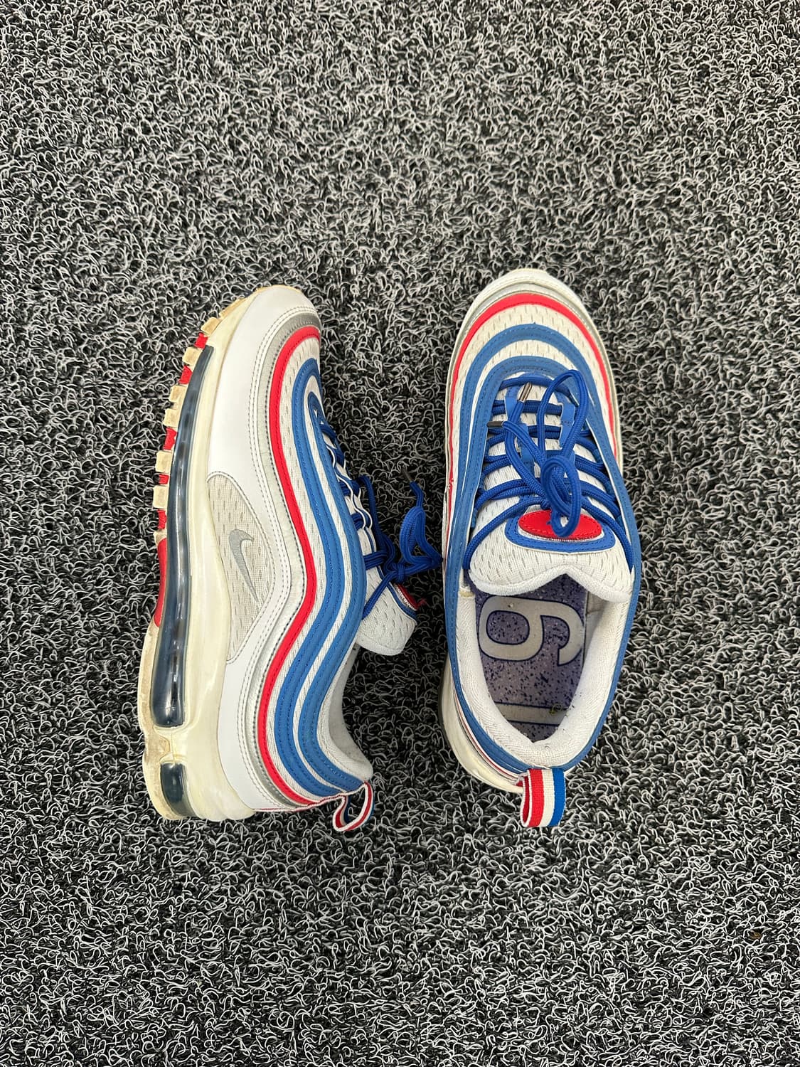 나이키 에어맥스 97 흰파빨 260mm 상품이미지4