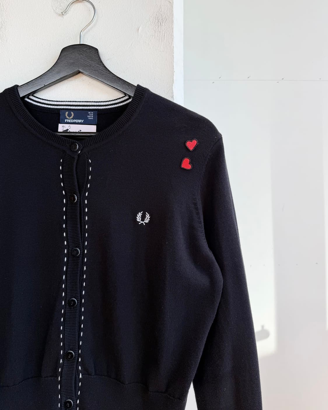 프레드페리 x 에이미 와인하우스 블랙 버튼 가디건  상품이미지5