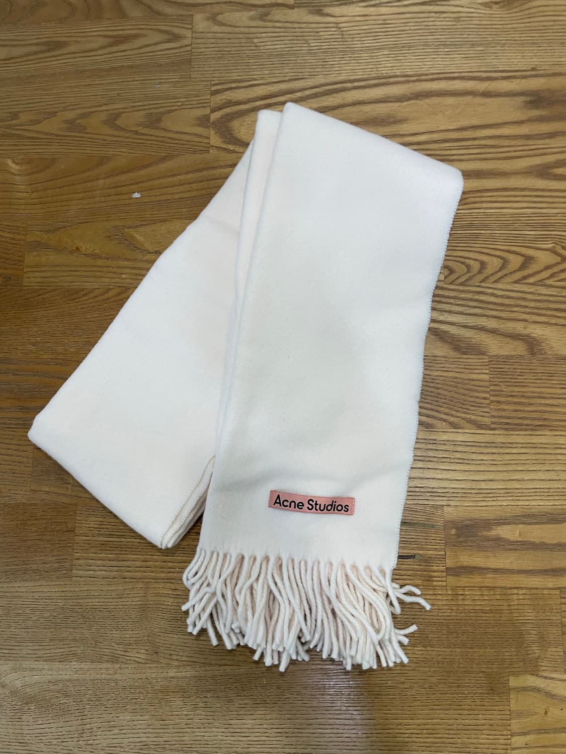 아크네스튜디오 머플러 연핑크 상품이미지1