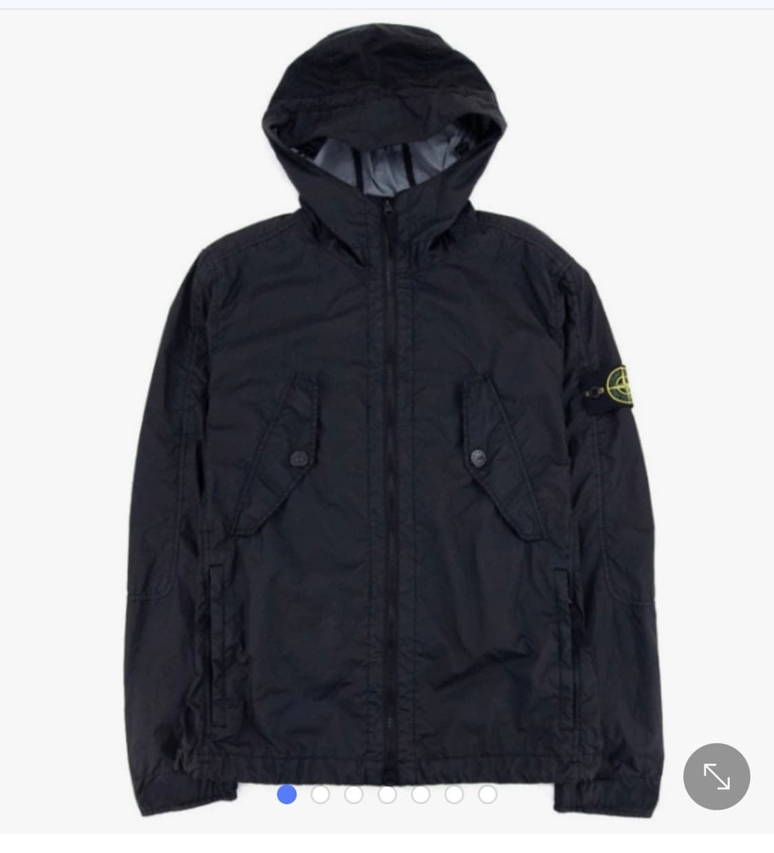 스톤아일랜드 바람막이 m에서 l에서 7안으로 구해요 상품이미지1