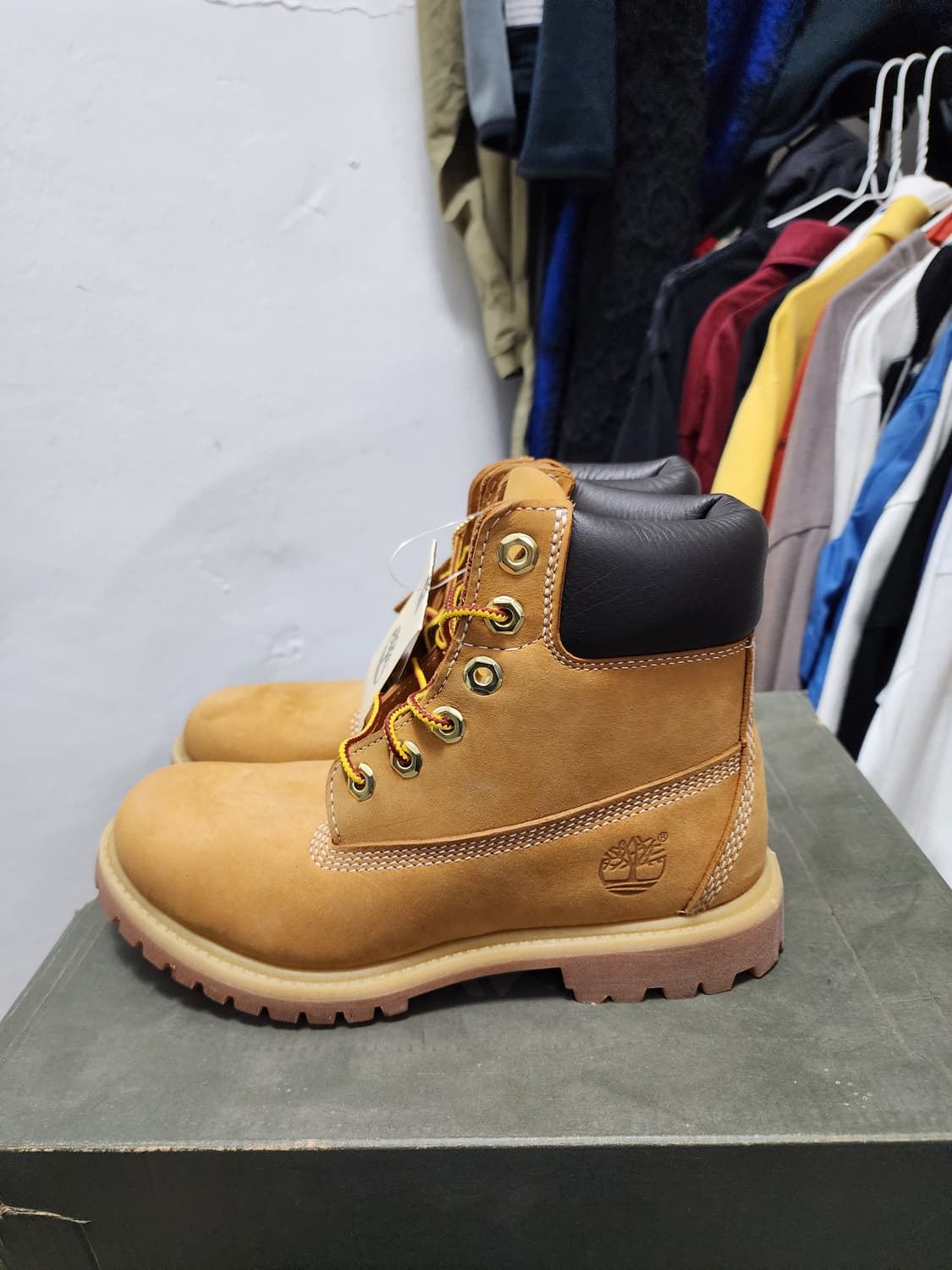 (새상품) 팀버랜드 6인치 프리미엄 옐로우 부츠 상품이미지2