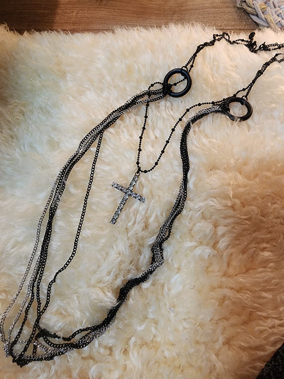 무광블랙 레이어드 크로스 롱 목걸이 상품이미지2