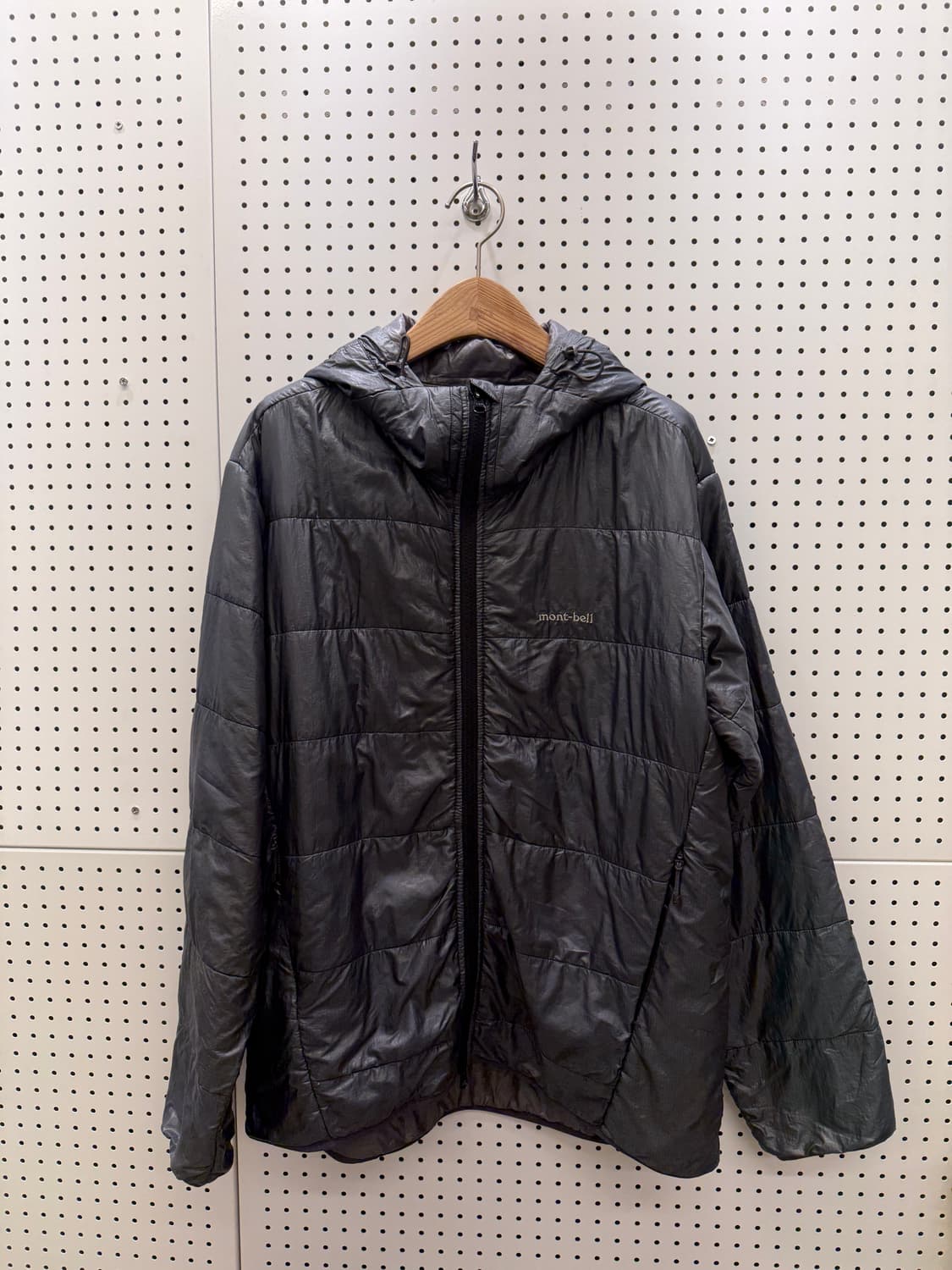 몽벨 일판 오리지날 구스 다운 경량 후드 패딩 U21 상품이미지3