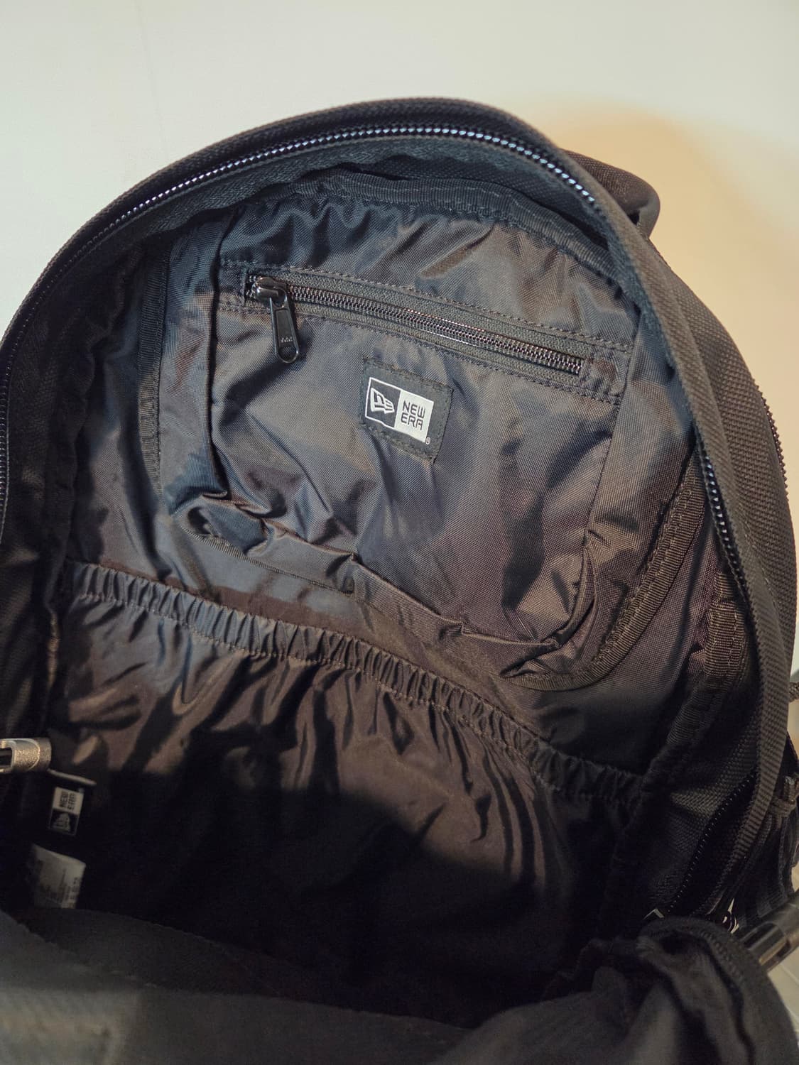 뉴에라 백팩 35리터 상품이미지5