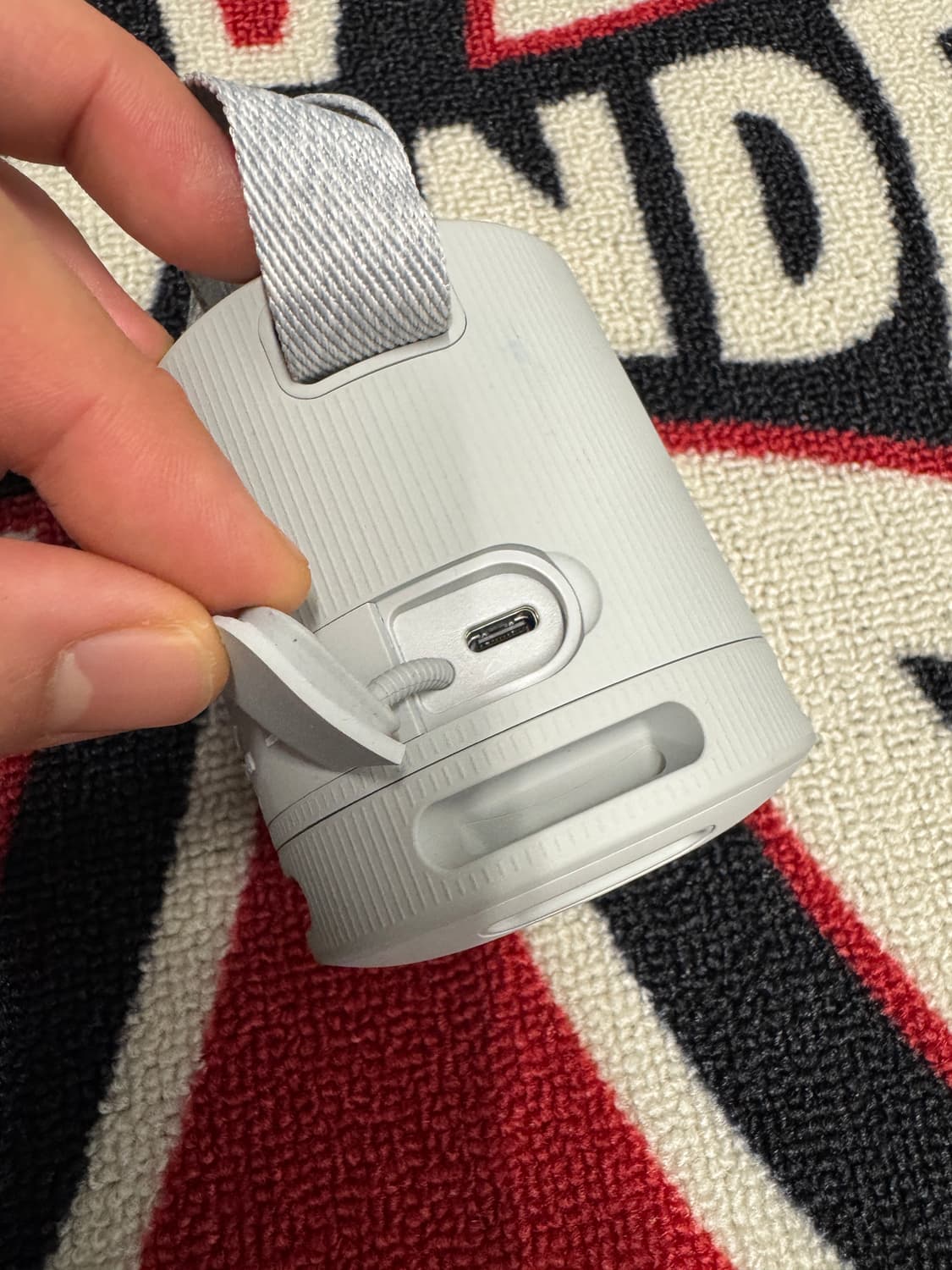 소니 와이어리스 블루투스 포터블 컴팩트 스피커 SRS-XB100 상품이미지3