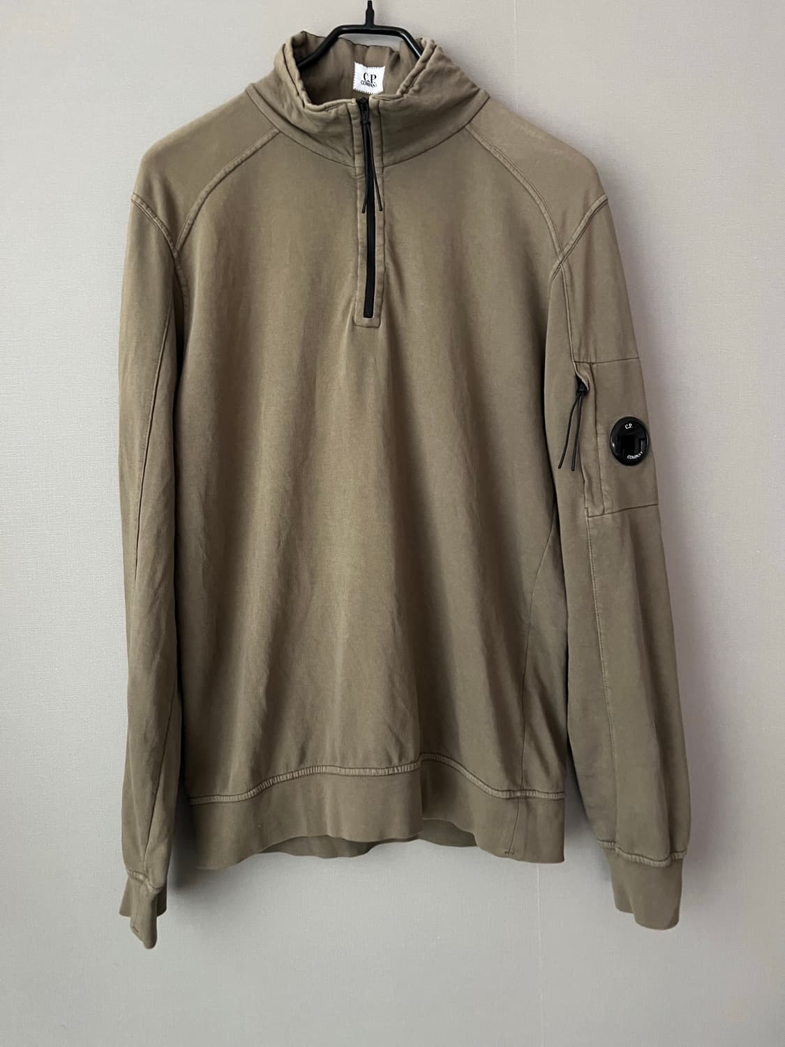 CP컴퍼니 쿼터집 스웻셔츠 상품이미지1