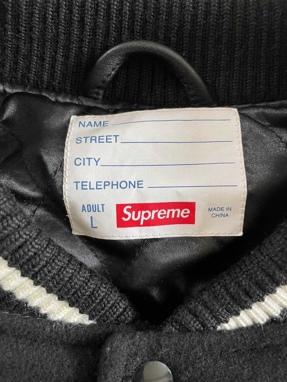 [L] 슈프림 타이거 바시티 자켓 블랙 - 23FW 상품이미지3