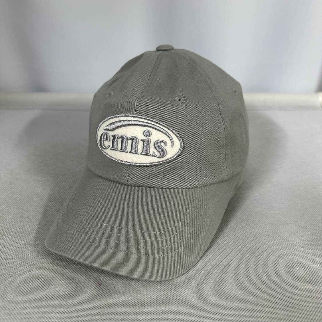 이미스 톤온톤 와펜 볼캡 그레이 상품이미지1