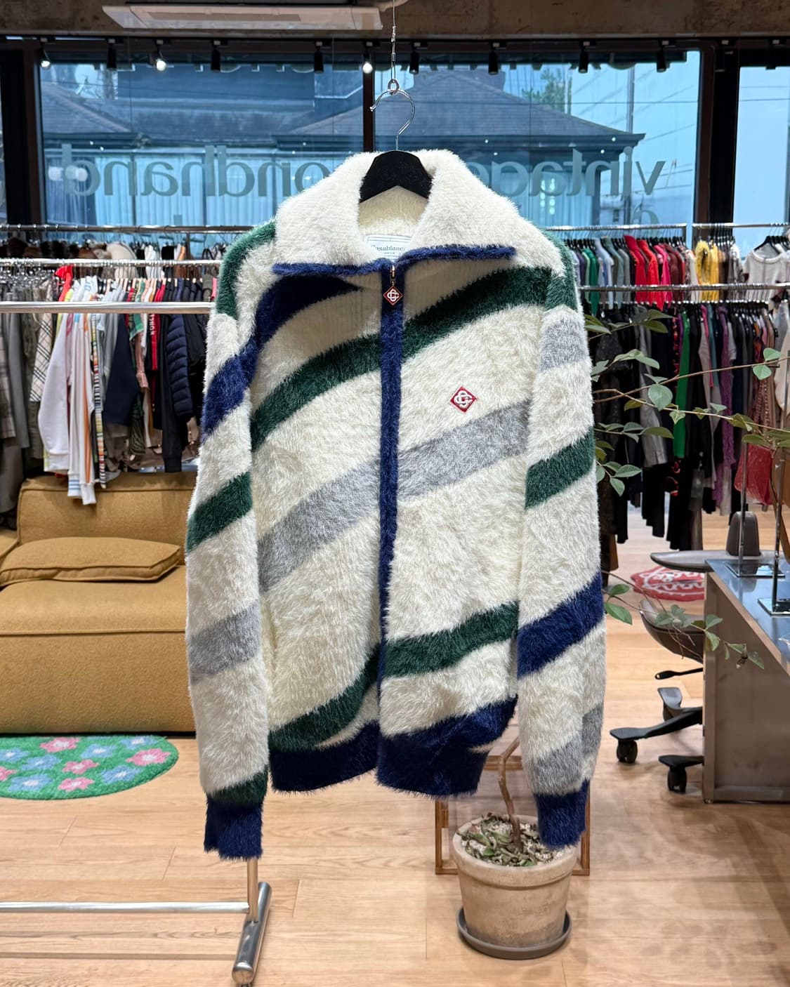 카사블랑카 오프 화이트 퍼리 스트라이프 집업 자켓 상품이미지1