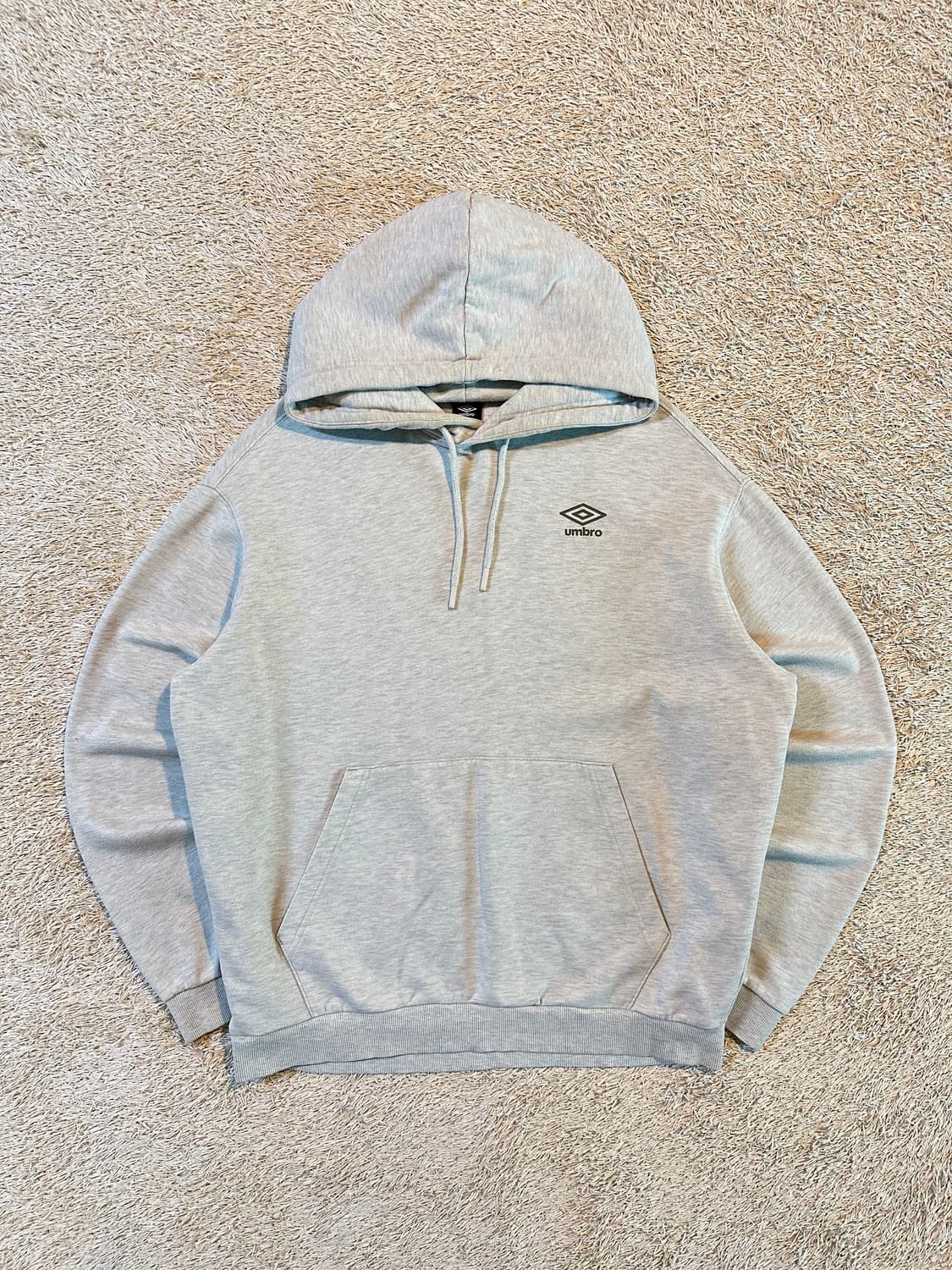 엄브로 UMBRO 레터링 후드티 화이트멜란지 상품이미지3