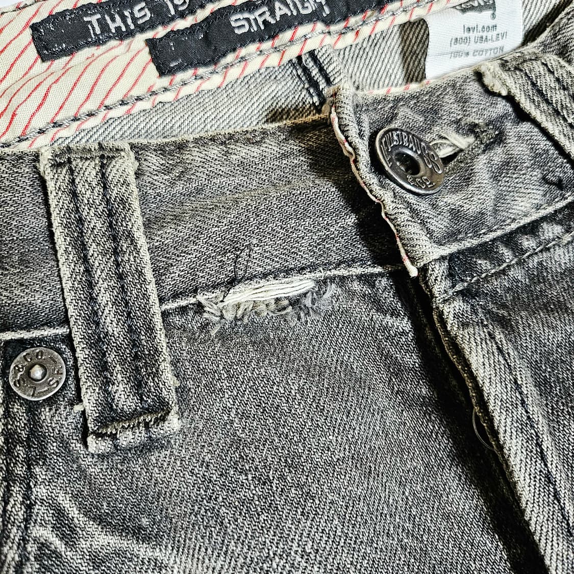 [32X30][리바이스]00's 701s스트레이트 디스트로이드페이드 데님 상품이미지6