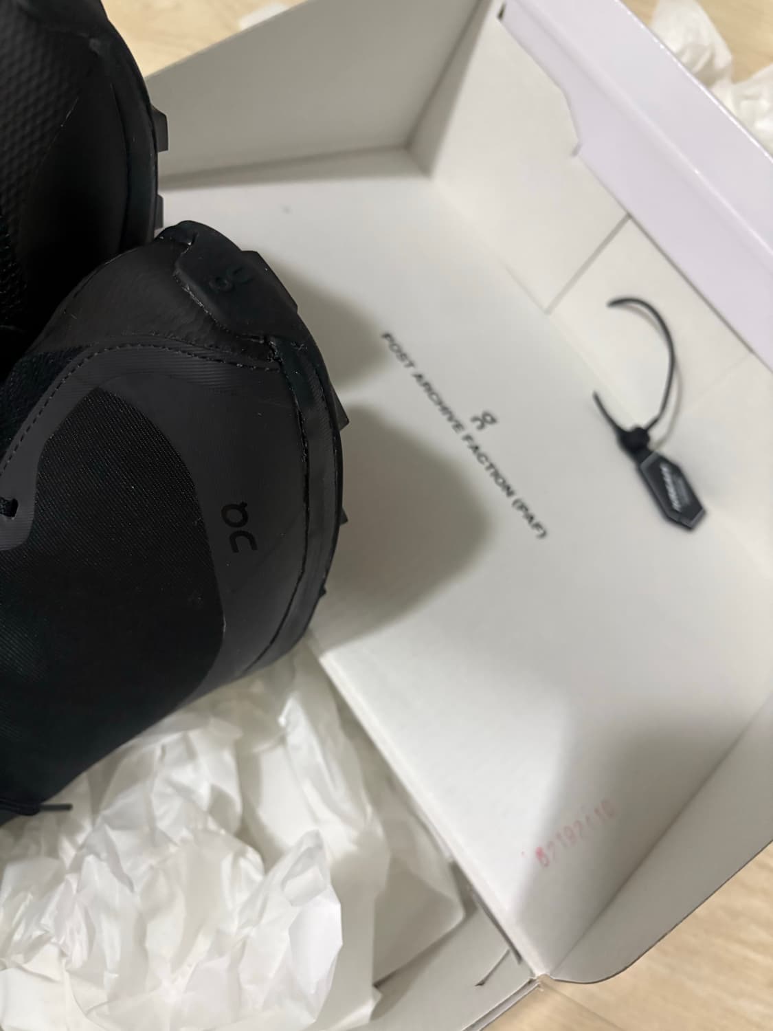 온러닝 파프 클라우드 벤처 260mm 블랙 상품이미지6