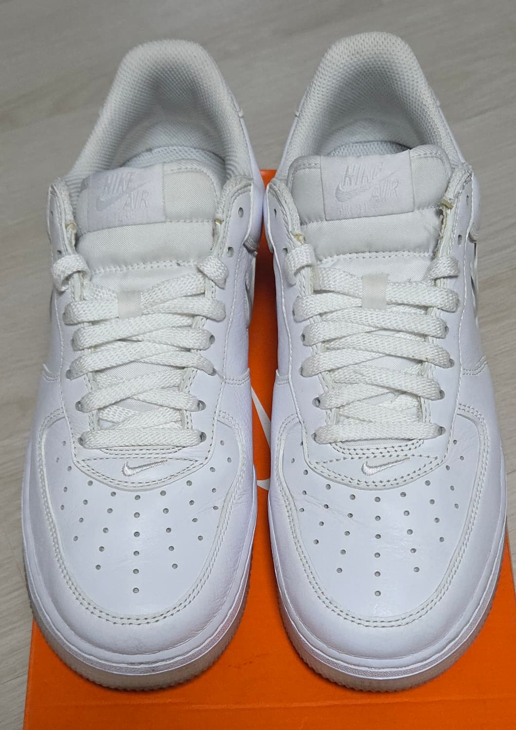 나이키 에어 포스 1 로우 컬러 오브 더 먼스 뽈록 상품이미지3