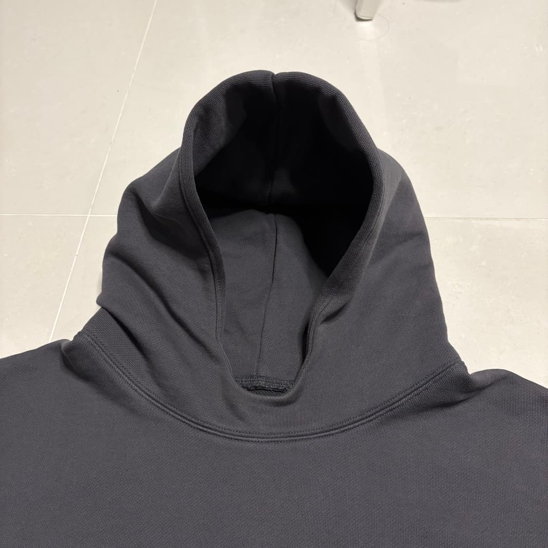 정품 LEEY YEEL 빅로고 오버핏 후드티 차콜 상품이미지5