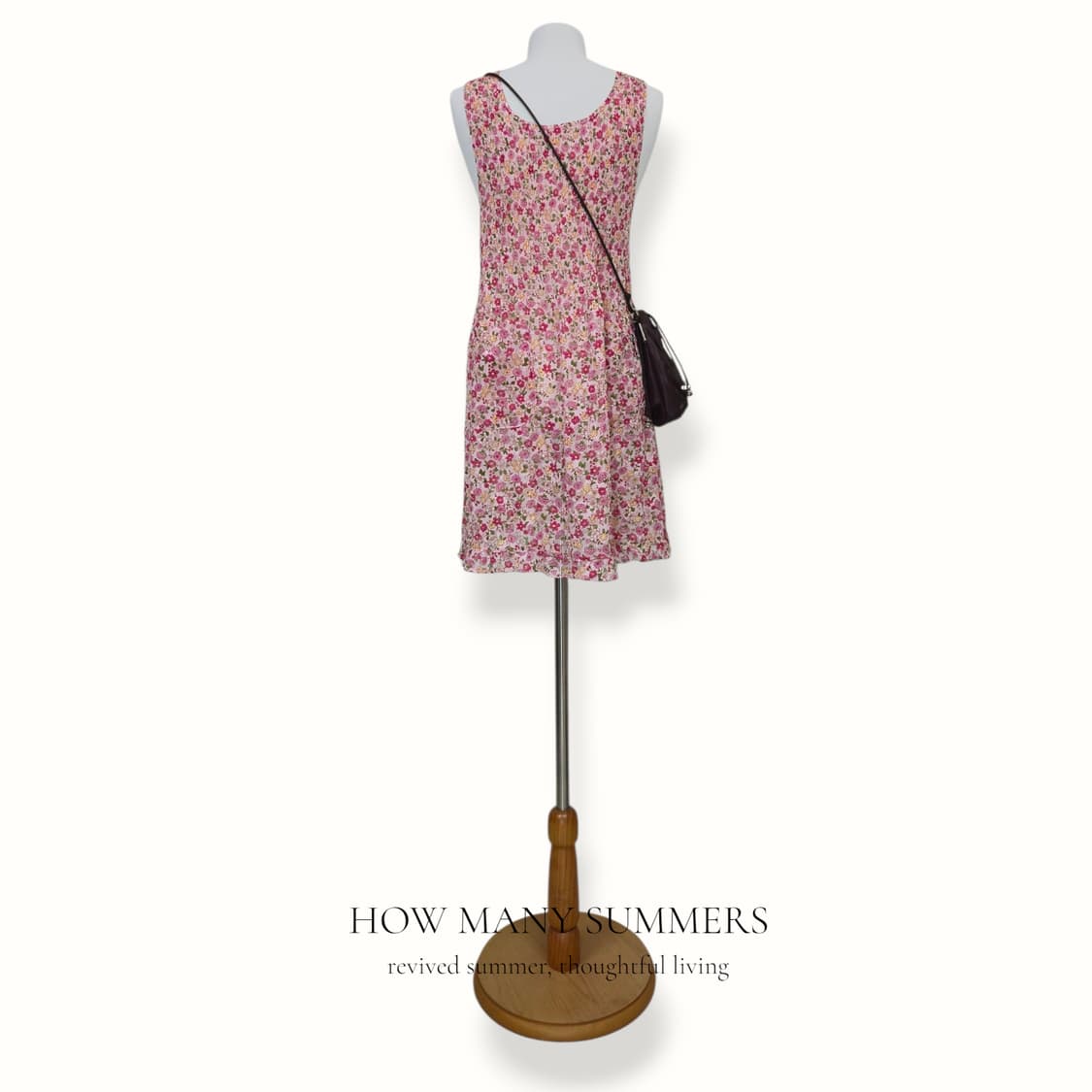 베이직홈 잔꽃 플리츠 원피스 핑크 브이넥 M-L

 상품이미지3