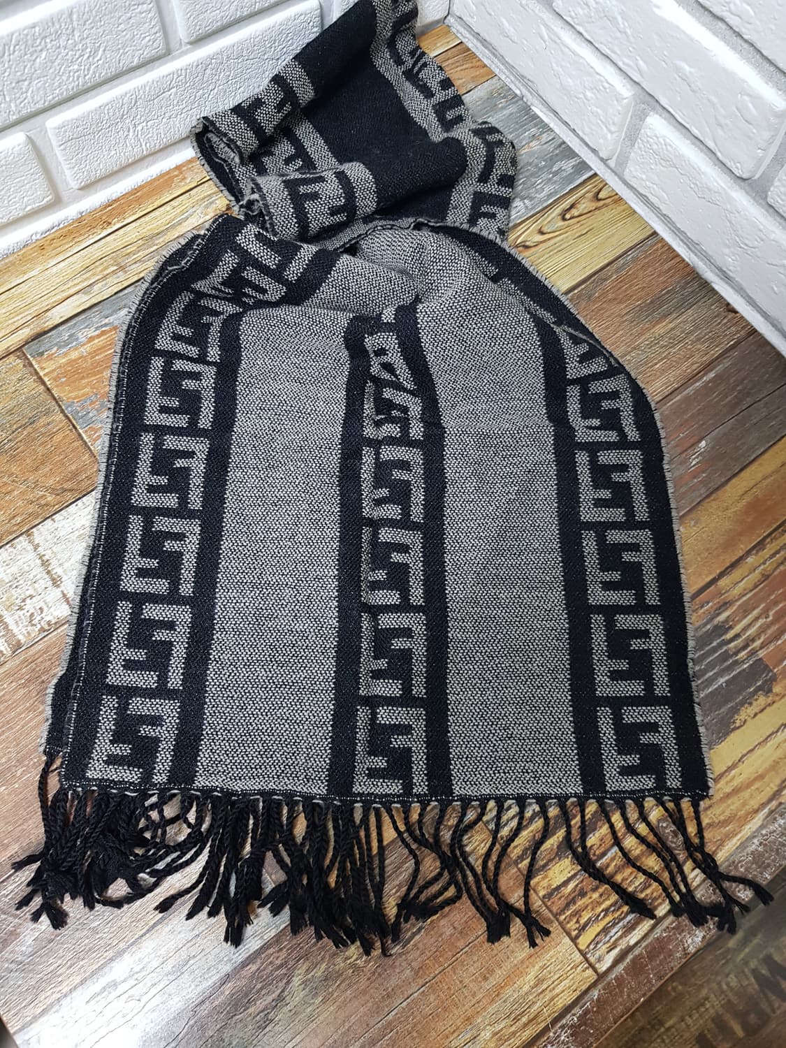 [정품] 펜디 주카 리버시블 울 머플러 상품이미지5