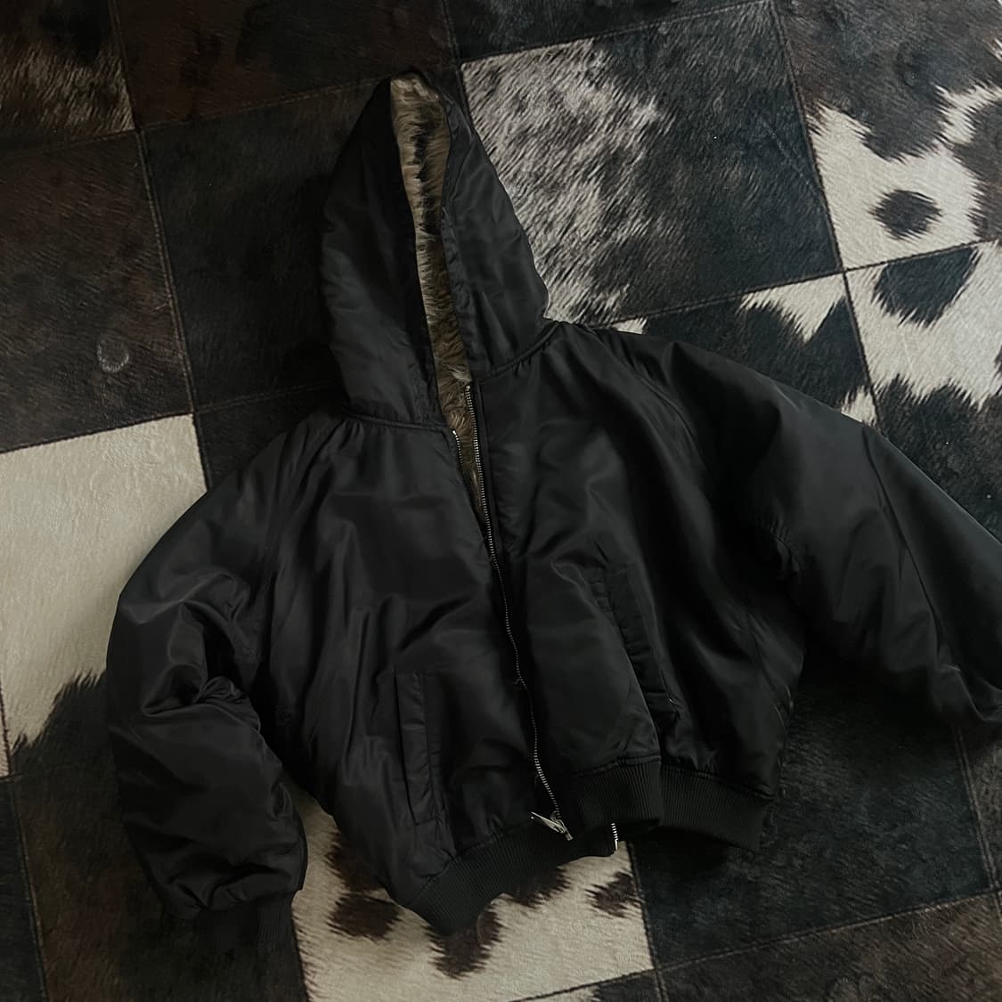 reversible faux fur bomber jacket 상품이미지3