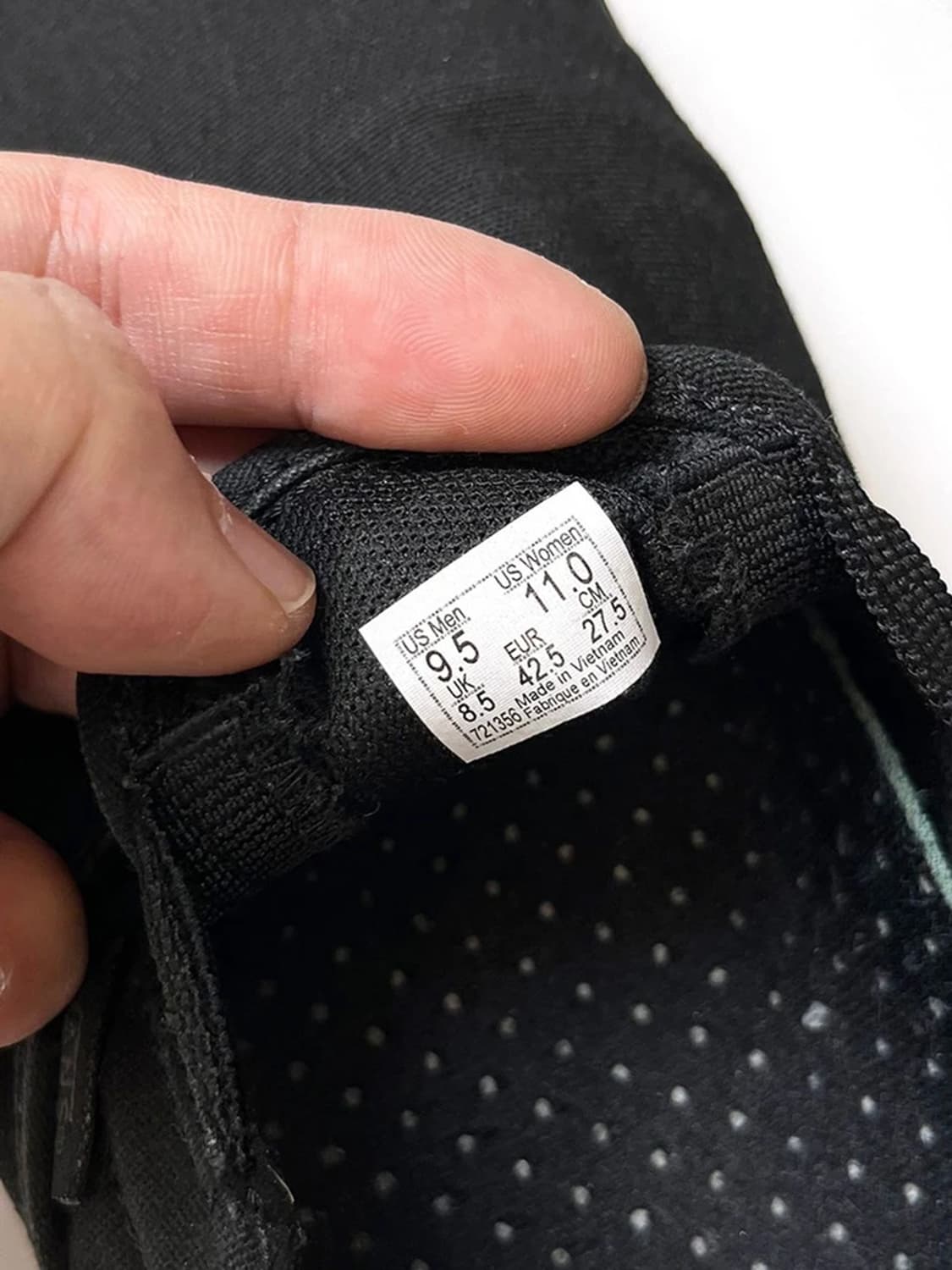 반스 VANS 프리미엄 올블랙 슬립온 스니커즈 A1482 상품이미지9