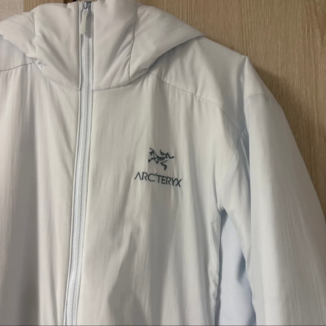 아크테릭스 아톰 후디 남성 M 데이브레이크색상 상품이미지3