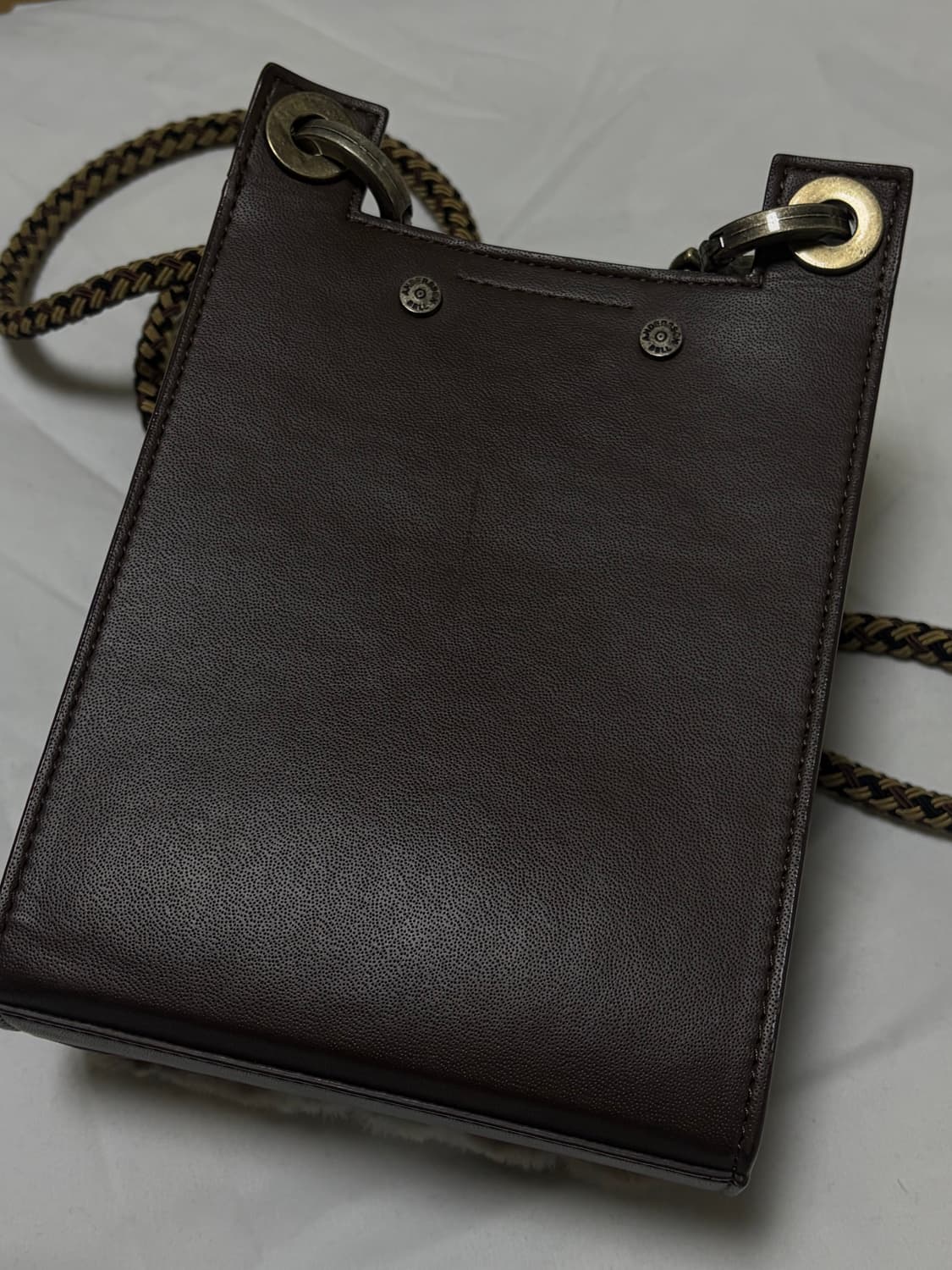 앤더슨벨 시몬스 퍼 크로스백 상품이미지4