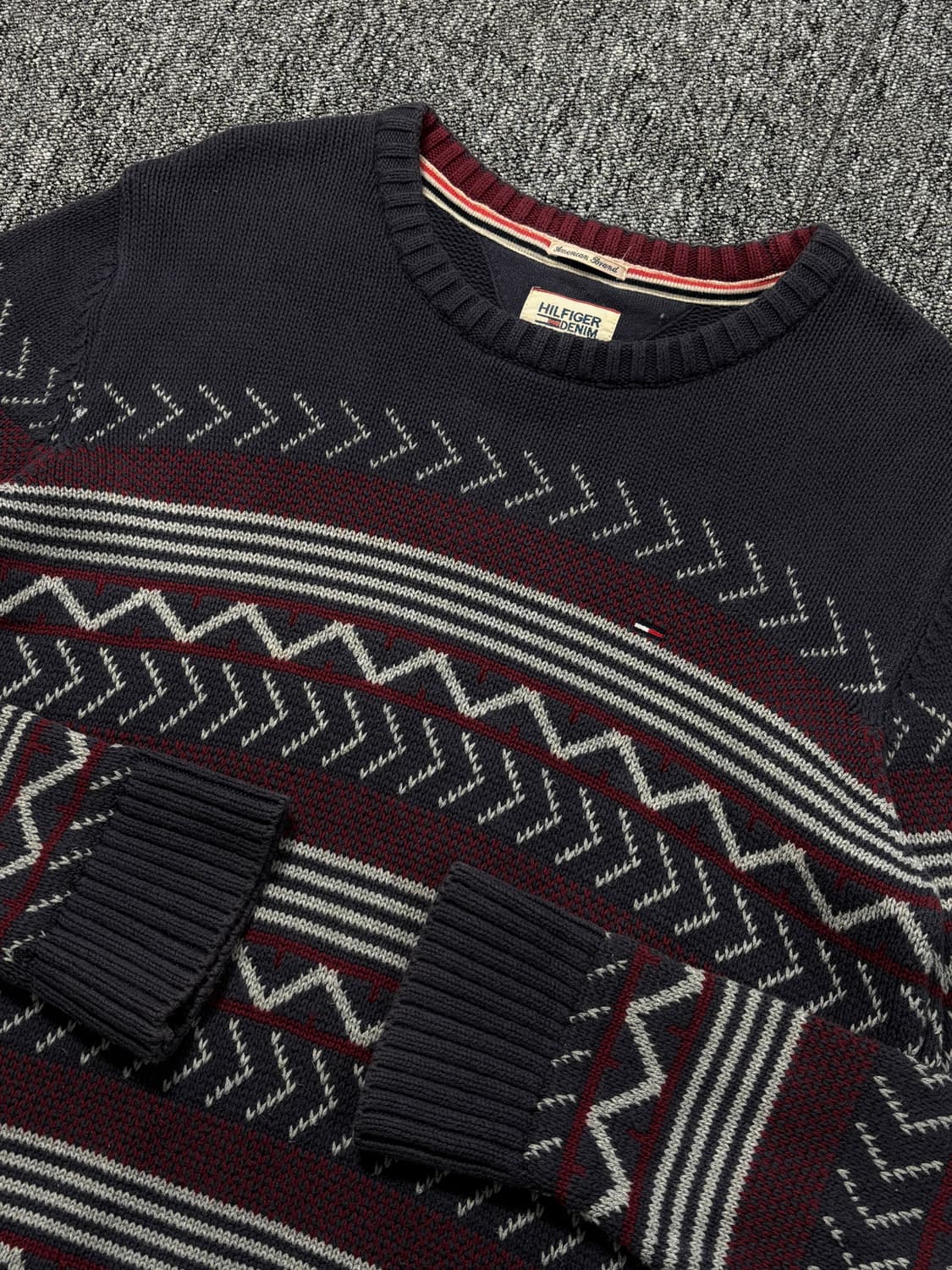 타미힐피거 셰브론 패턴 니트 스웨터 상품이미지3