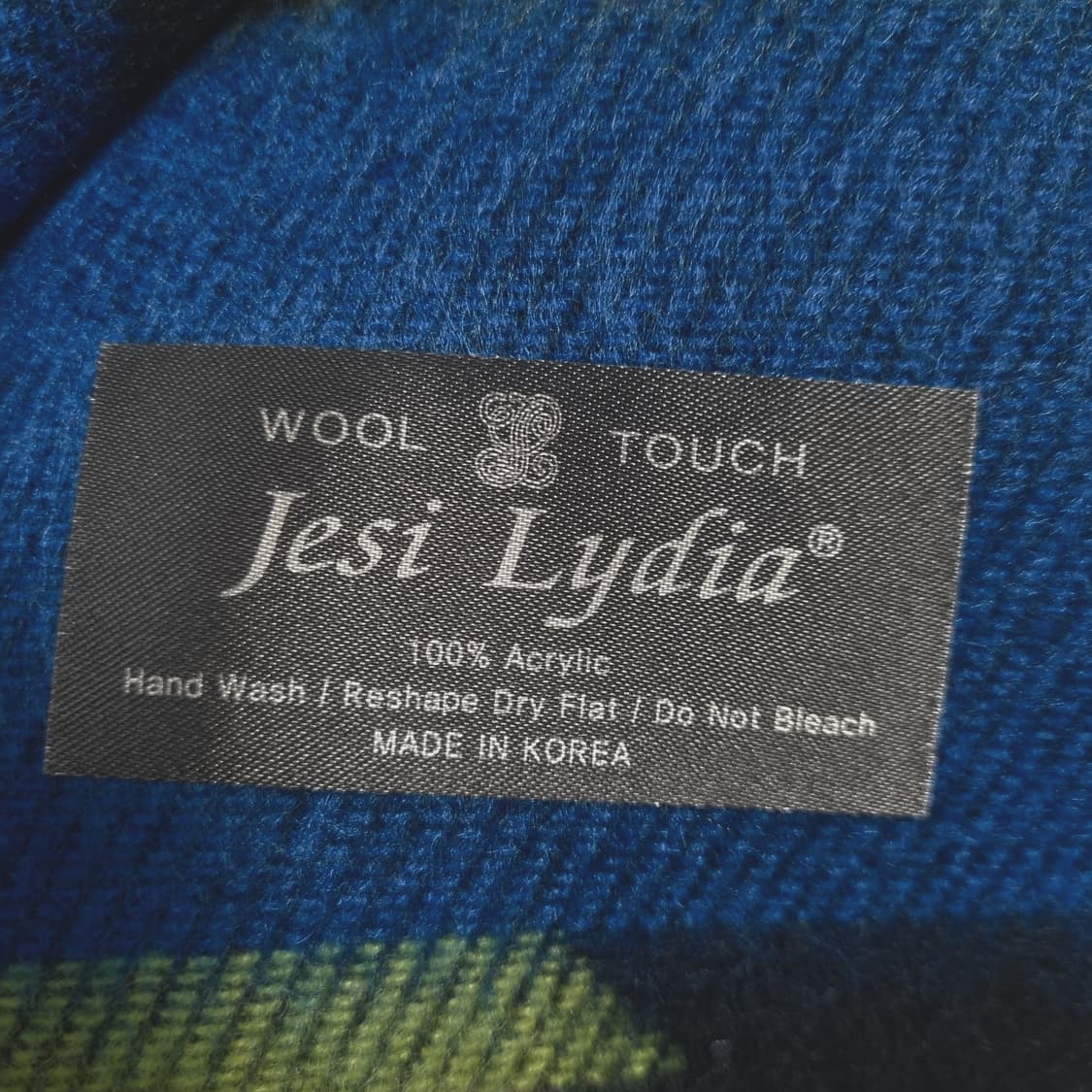 Jesi Lydia 도톰한 기하학무늬 목도리 숄 상품이미지6