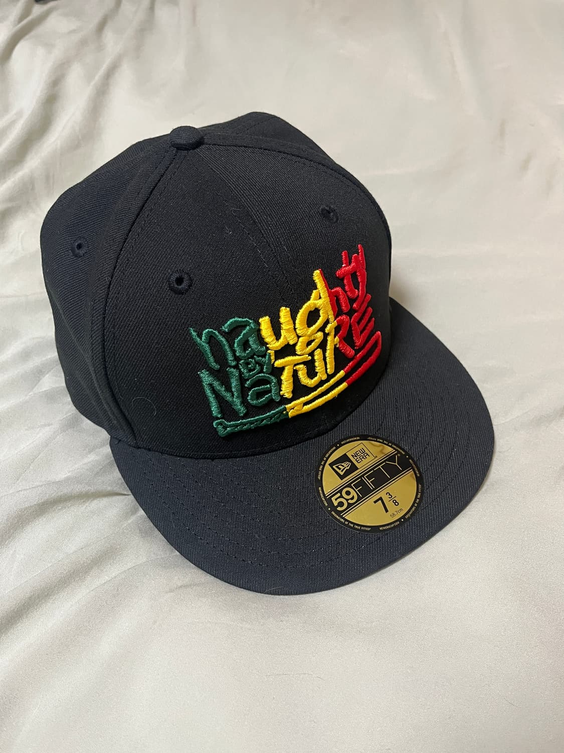 슈프림 뉴에라 모자 상품이미지1