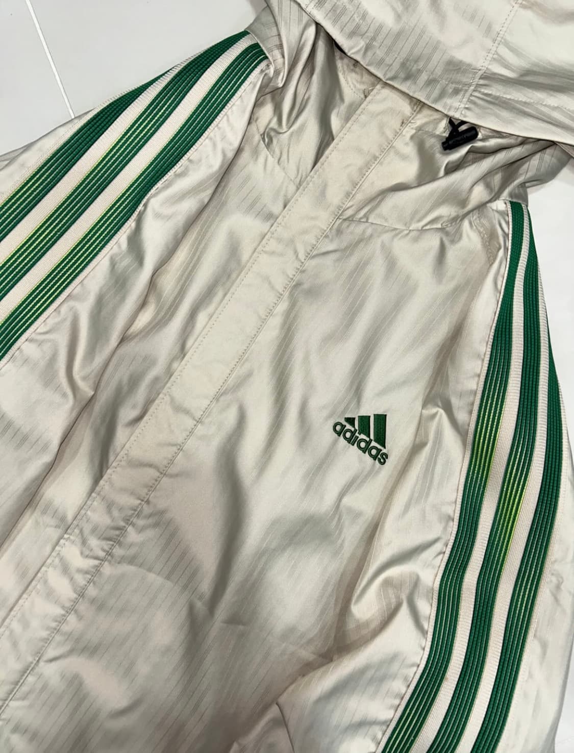 아디다스 대장 탁한 아이보리 초록 윈드져지 상품이미지3