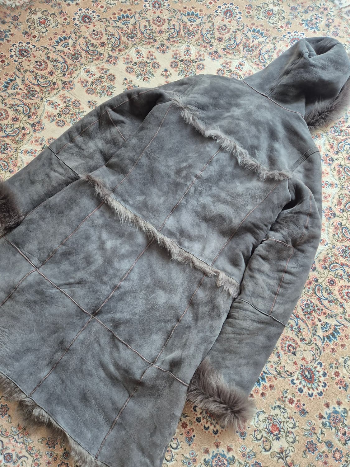 바나나 리퍼블릭 양피 스웨이드 퍼 트리밍 코트 상품이미지4