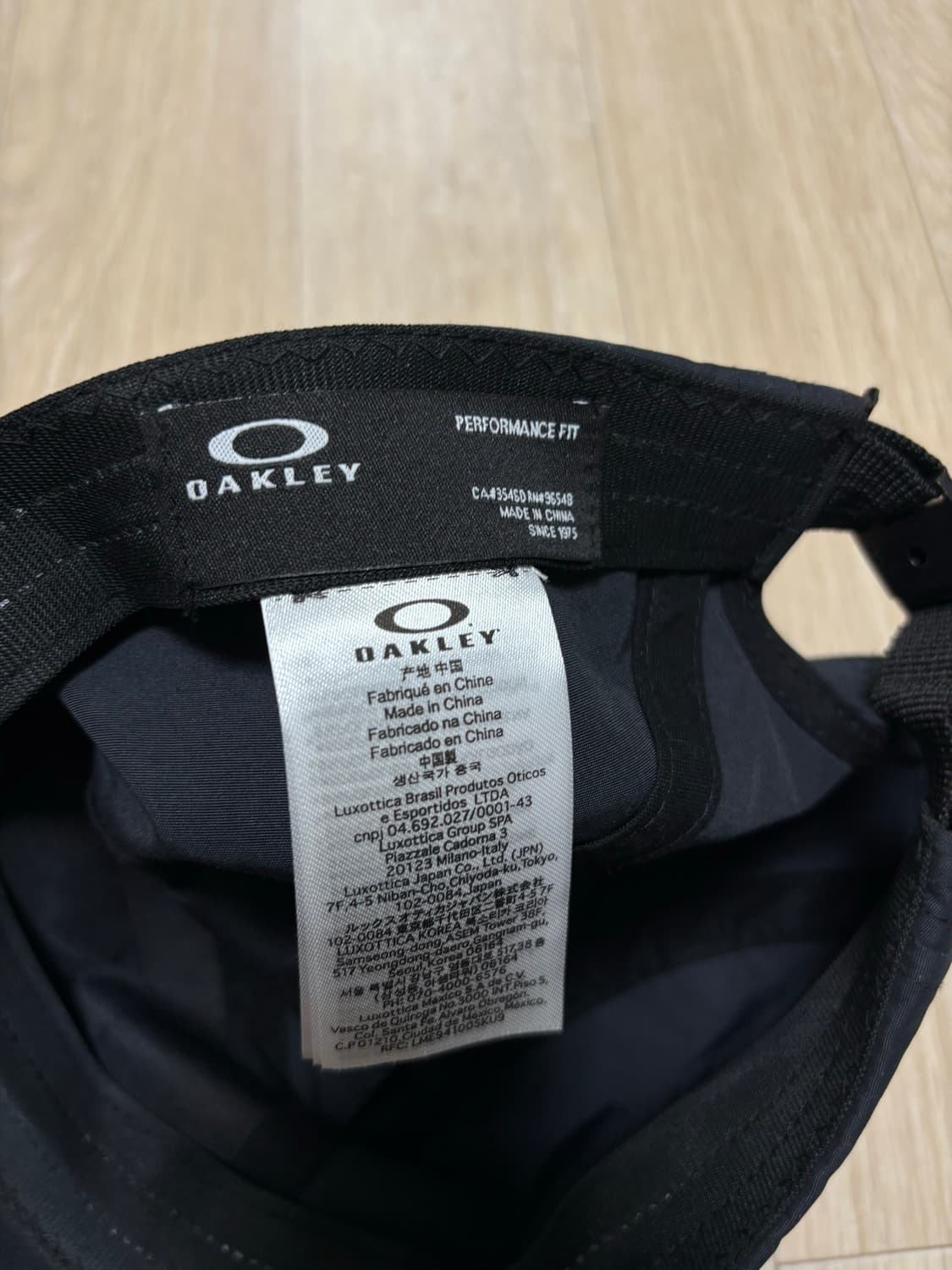 오클리 블랙 캠프캡 (1회 착용) 상품이미지3