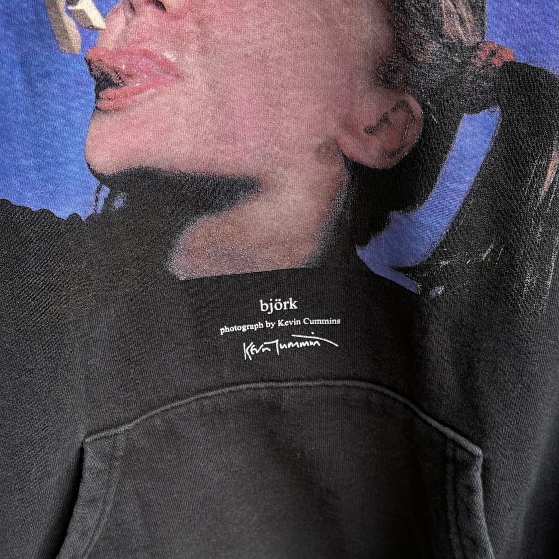 비요크 x 저널스탠다드 후드티 상품이미지5