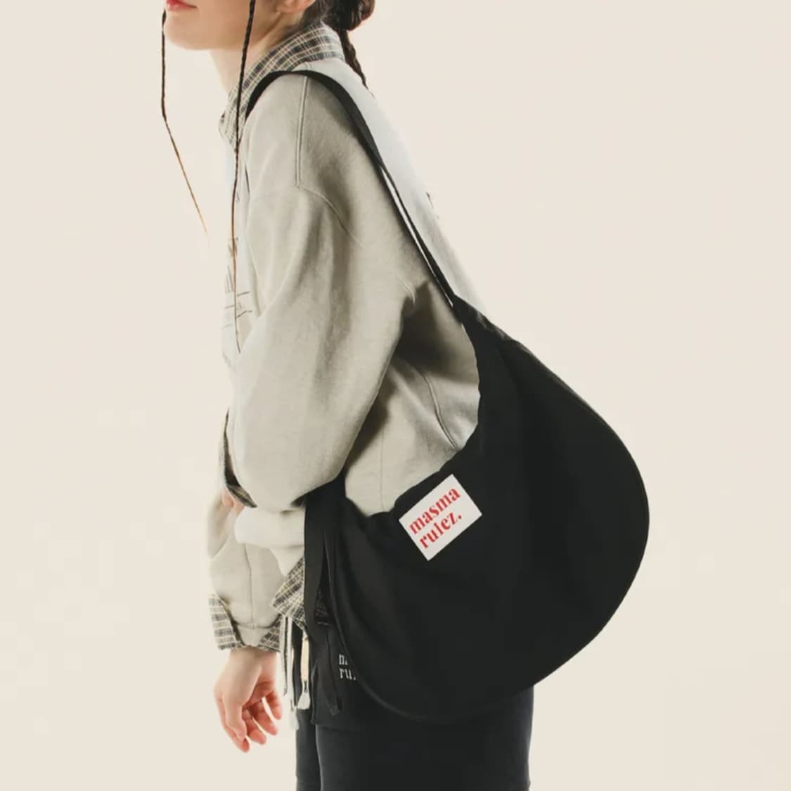 [OS] halfmoon cross bag_black 상품이미지1