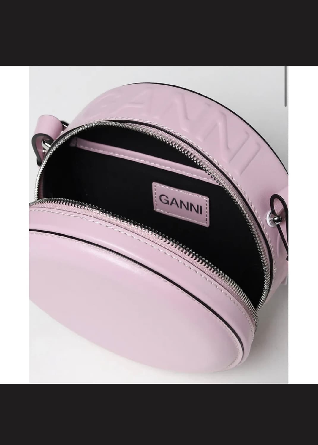 ganni 가니 로고 라운드백 상품이미지3