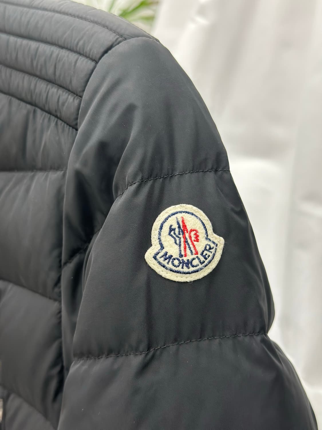 몽클레어 아미오 패딩 3 상품이미지2