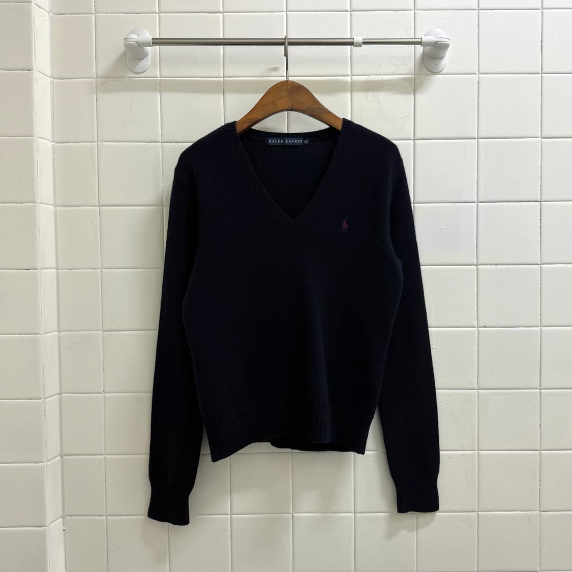 폴로 랄프로렌 캐시미어 브렌드 브이넥 니트 상품이미지1