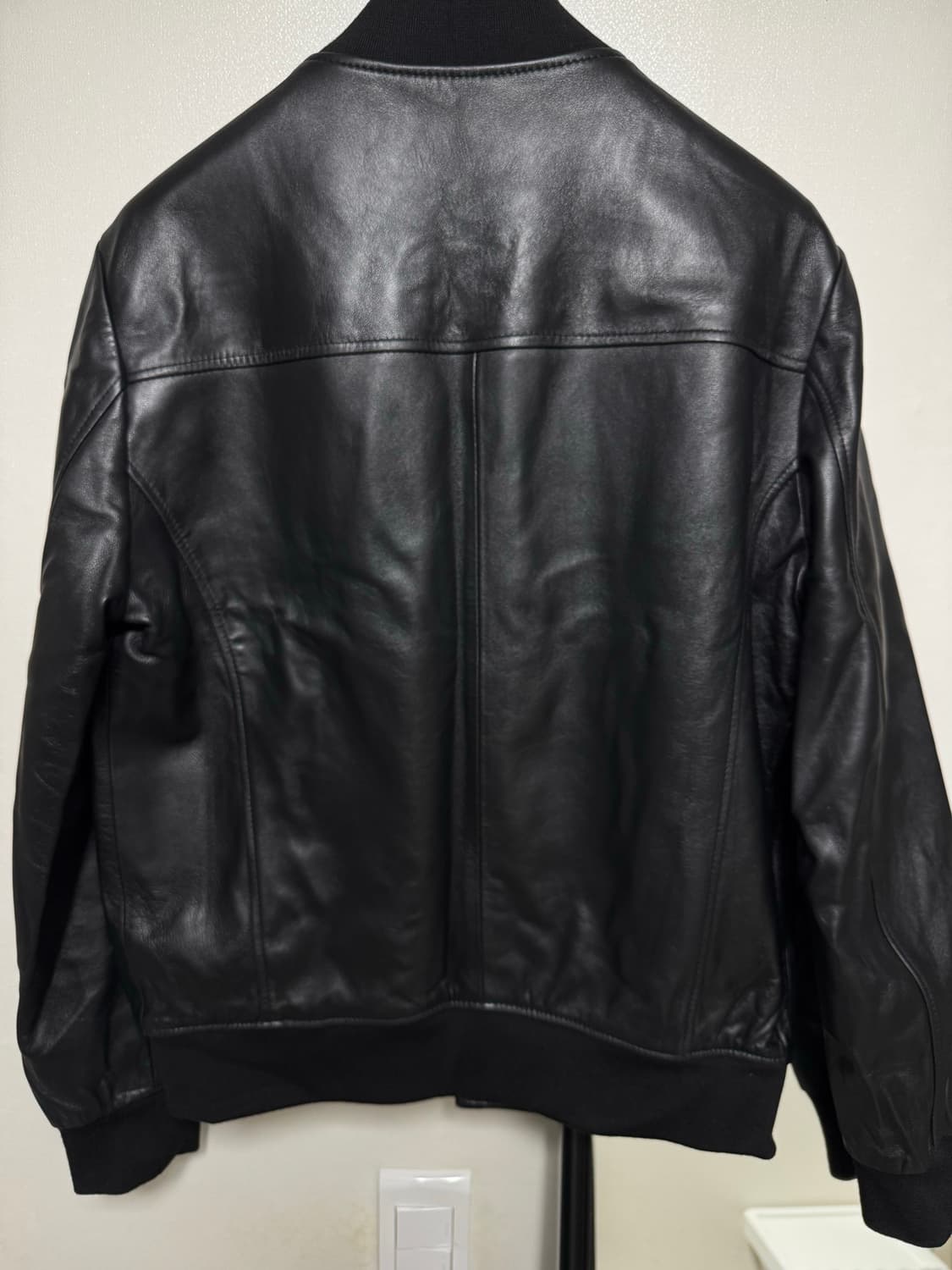 느와르라르메스 램레더 봄버 상품이미지3