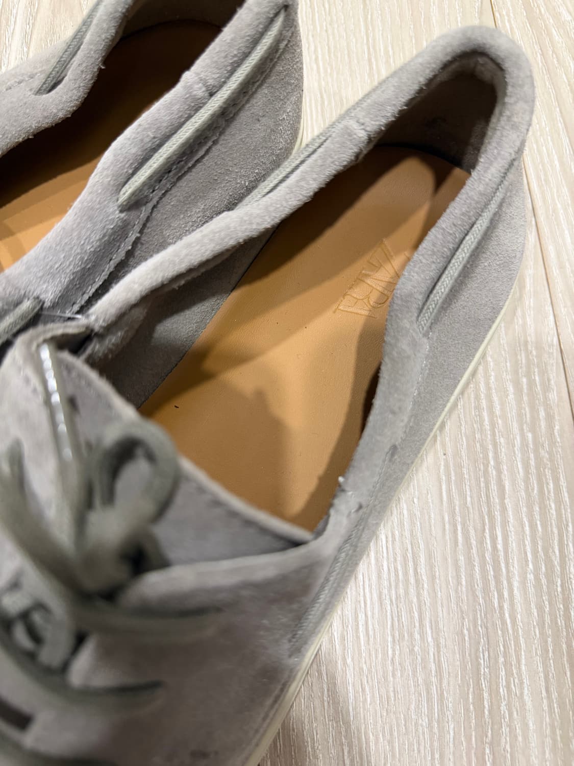 자라 스웨이드 레더 보트 슈즈 그레이  상품이미지7