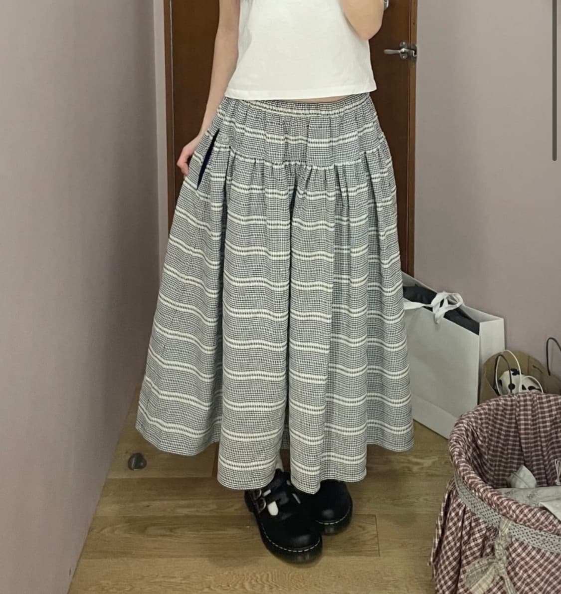 코이세이오 와이드 셔링 스커트 네이비 상품이미지1