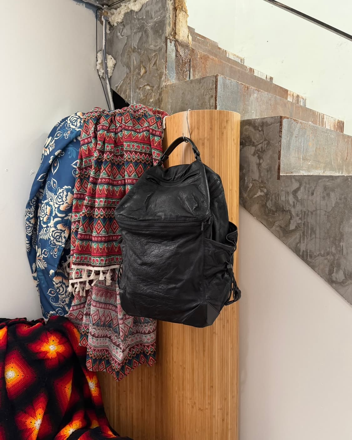 알렉산더 왕 블랙 월리 레더 백팩  상품이미지1