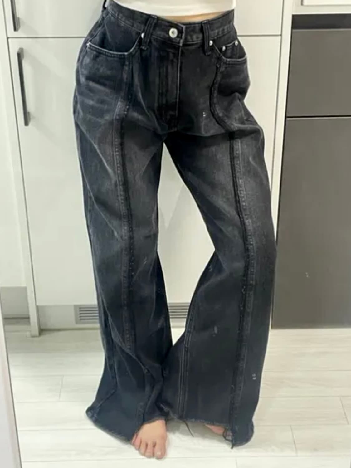 허쉬 절개 언발 와이드 브러쉬 데님 흑청팬츠 상품이미지1